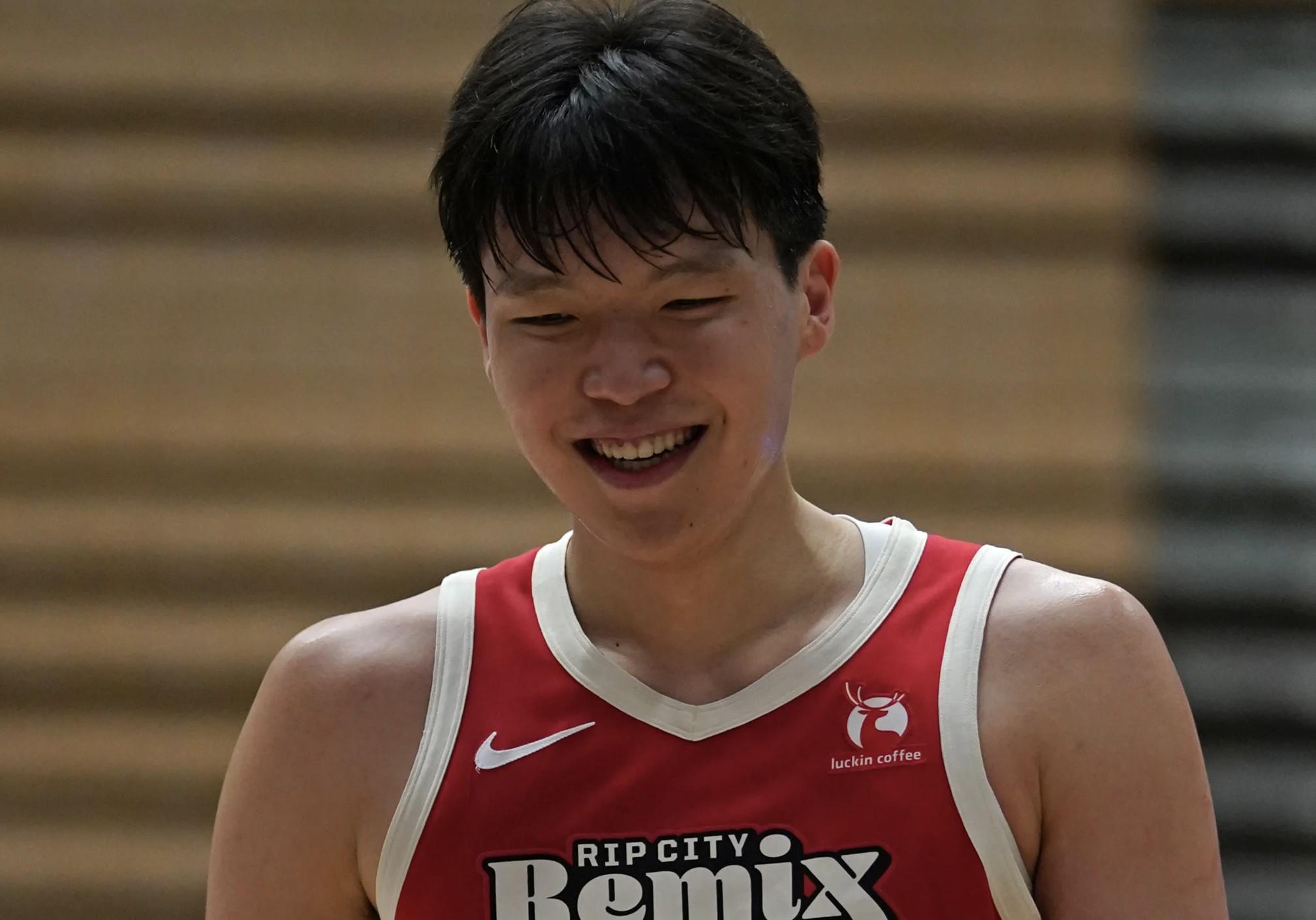 世界杯注册平台-队记：如果杨瀚森入选G联赛队参加全明星新秀赛，我一点都不感到惊讶