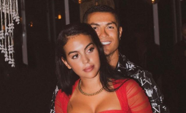 世界杯官方资讯-反面典型？C罗违反防疫规定出行 或被罚款400欧元